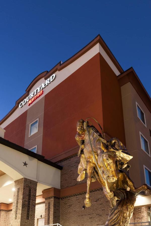 Courtyard By Marriott Fort Worth Historic Stockyards Hotel Buitenkant foto